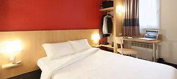 Hotel Mulhouse Ile Napoléon 2*