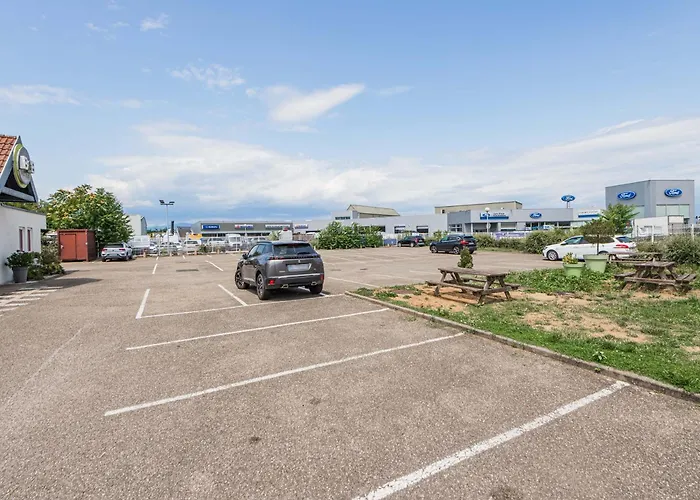 Mulhouse Ile Napoleon 2* Illzach